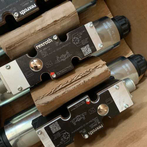 R900949757 4WRAE10W1-60-2X/G24议价 - 图2