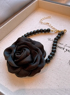 法式轻奢黑色布艺花朵项链小众简约颈链时尚气质高级感项饰女