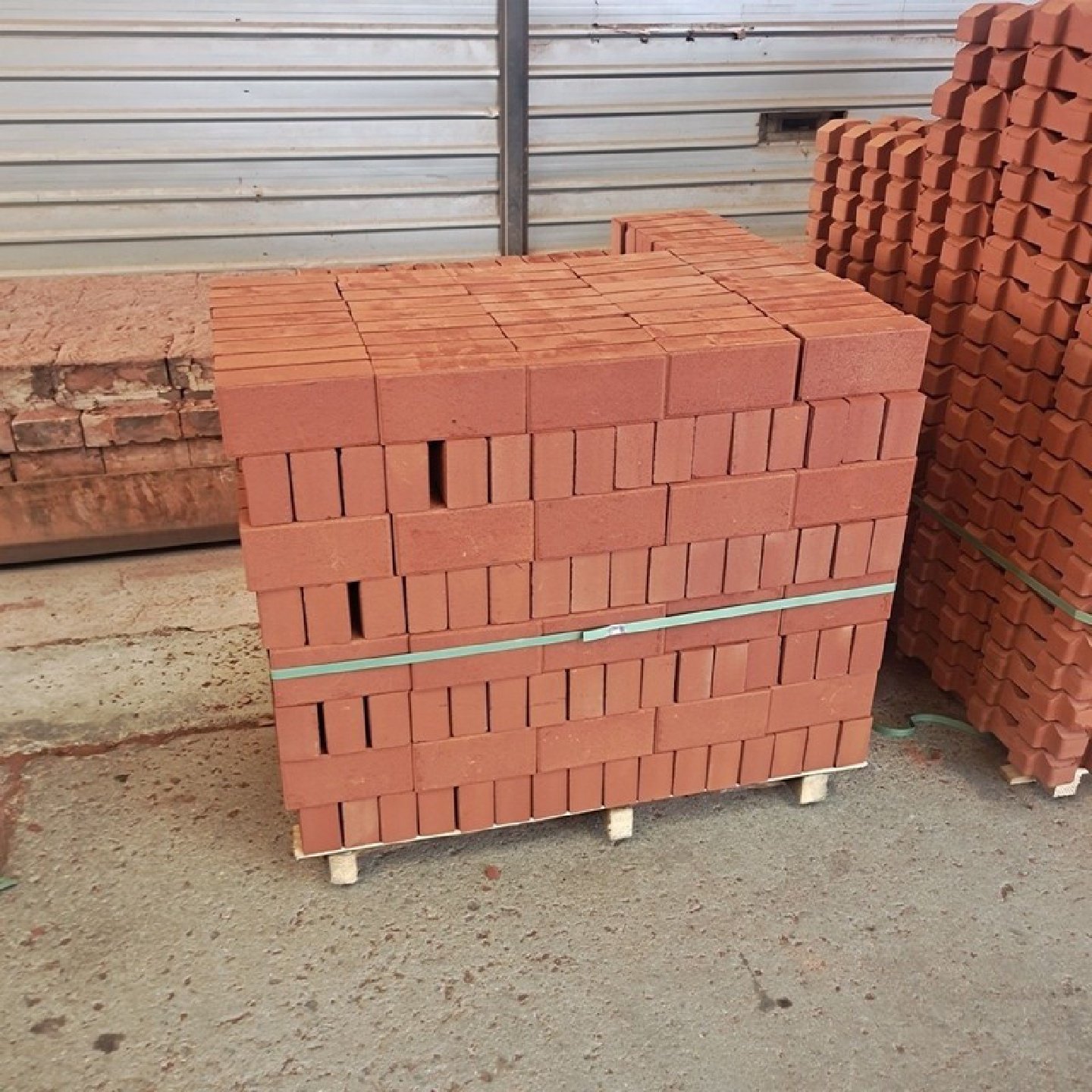 彩色小院陶瓷PC砖植草面包红砖停车场吸水砖广场仿石材别墅透水砖,淘宝优惠券,粉丝福利购,淘宝优惠卷