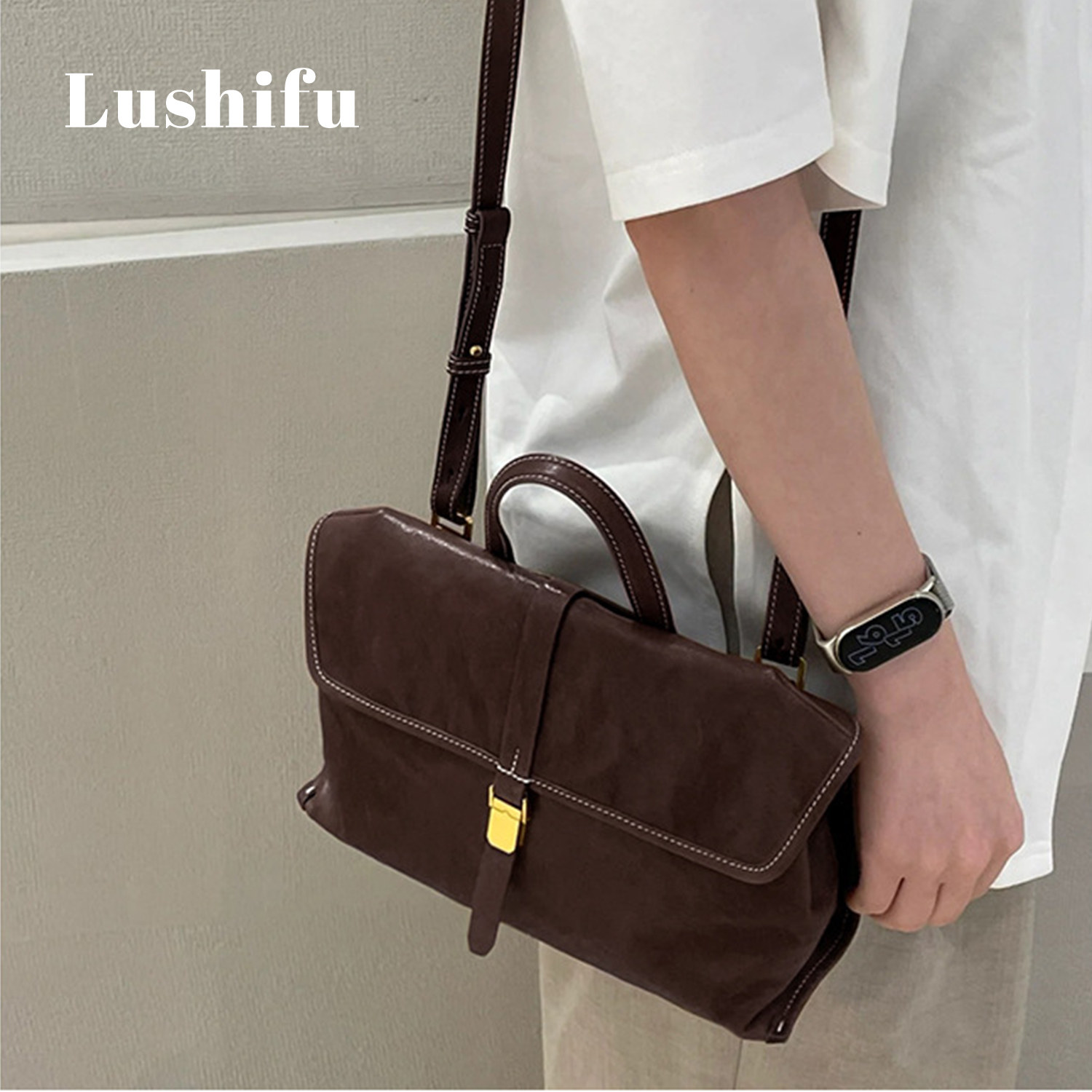 鹿师傅植鞣牛皮邮差包单肩斜挎包时尚手提包2026新款复古大容量包,淘宝优惠券,粉丝福利购,淘宝优惠卷