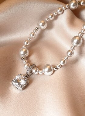 曼塔玫瑰色方糖珍珠项链2024新款爆款毛衣链轻奢高级感小众颈链女