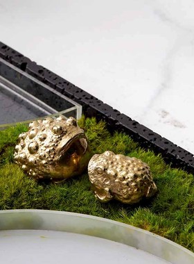 新中式蟾蜍摆件大理石洞石托盘设计师花瓶u形花器黑白陶瓷马装饰