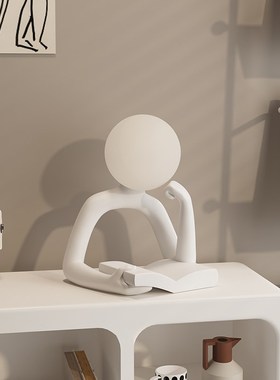 现代简约看书人物台灯床头柜小夜灯高级感小众客厅桌面摆件装饰品