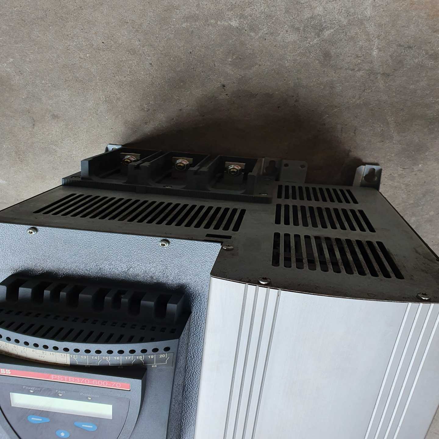 ABB软起动器PSTB370-600-70 - 图0