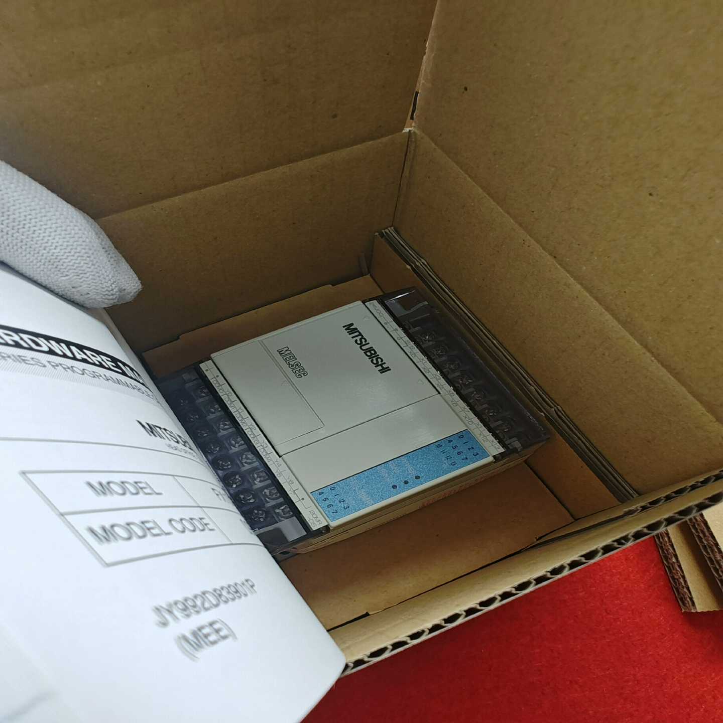 FX1S-20MR-DS三菱PLC模块，全新原装正品，盒码 - 图1