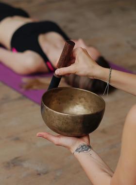 空铜老钵尼泊尔颂钵手工钵音碗铜钵盂瑜伽冥想静心音钵铜磬摆件