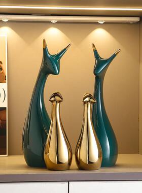 现代轻奢陶瓷小鹿摆件家居客厅电视柜酒柜装饰品办公室桌面摆件