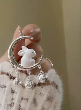足银999纯银本命年锁包吊坠月上萌玉兔望月中国风项链抖音同款