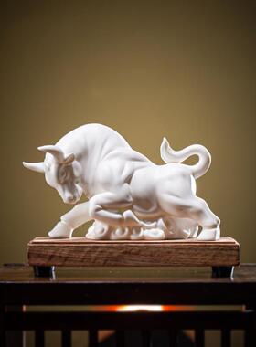 招财镇宅中国风红色陶瓷牛中式家居客厅博古架装饰工艺品摆件礼品