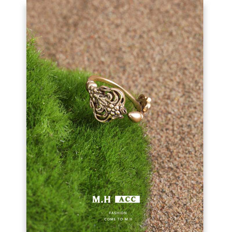 Key ring for women with unique original design, light luxury temperament, retro high-end adjustable open index finger ring