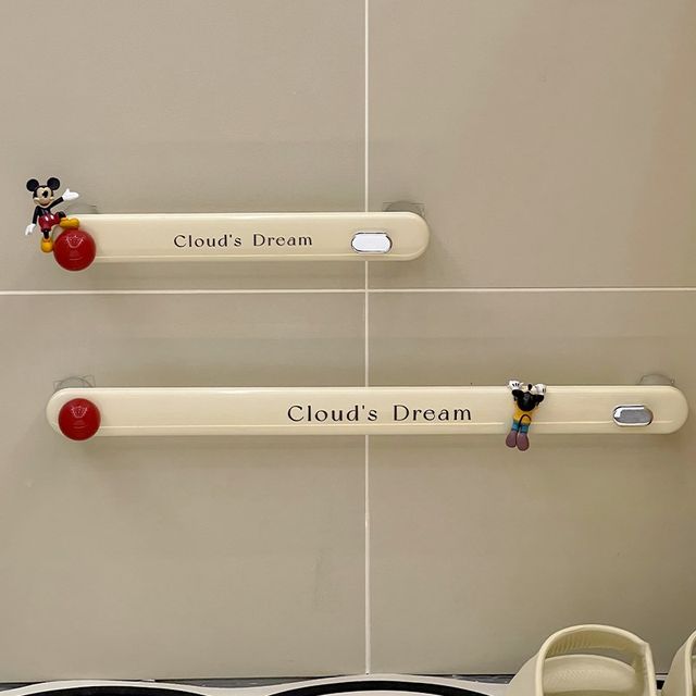Contrast color bathroom slipper rack hanger without hole punching toilet toilet hanging slippers artifact wall-mounted storage rack