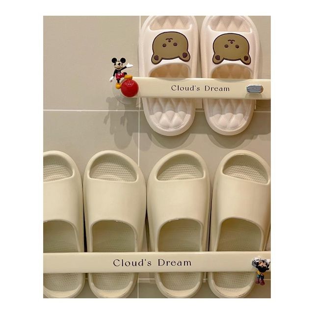 Contrast color bathroom slipper rack hanger without hole punching toilet toilet hanging slippers artifact wall-mounted storage rack