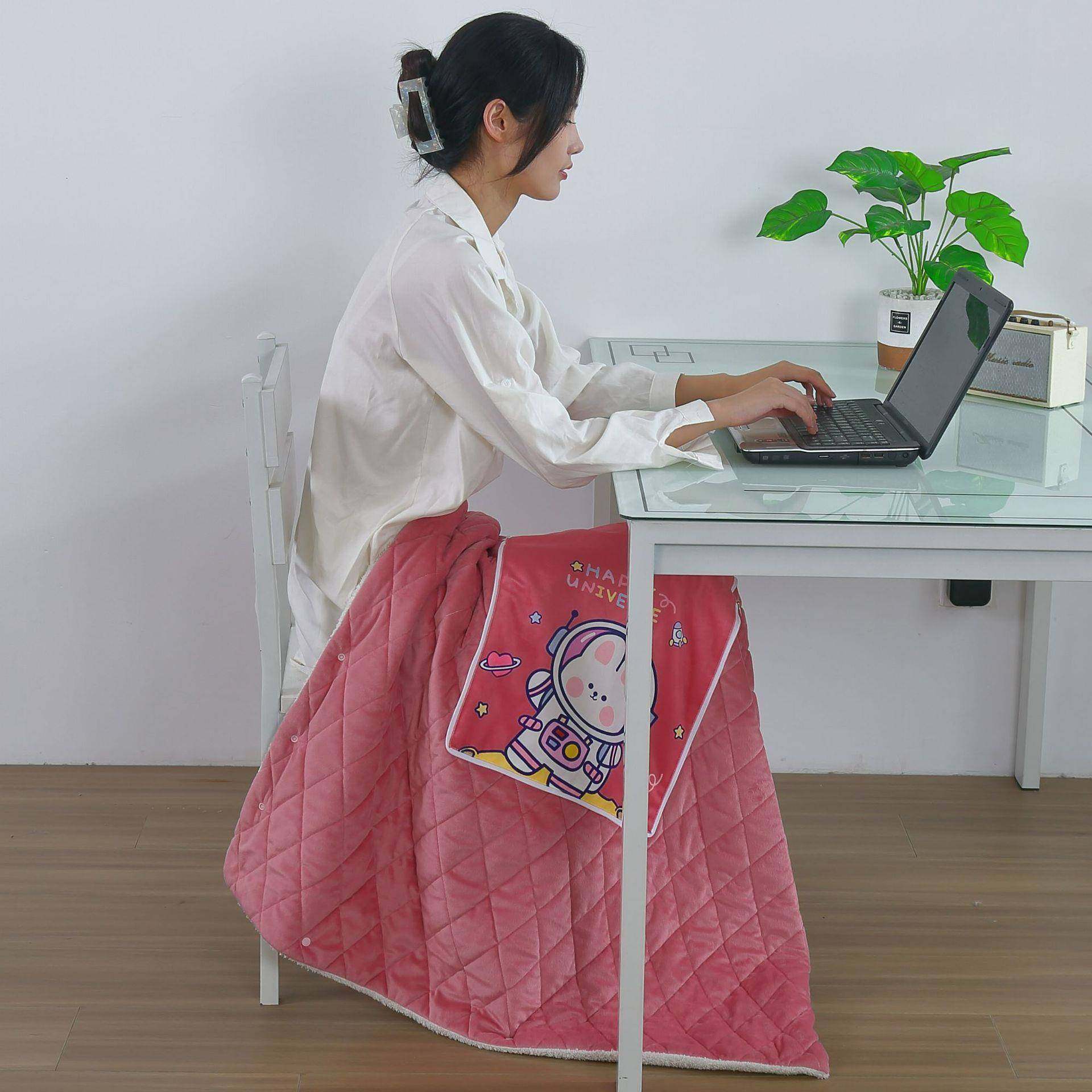 USB抱枕款多功能披肩暖身毯5V低压电热毯加热盖毯办公可铺可,淘宝优惠券,粉丝福利购,淘宝优惠卷