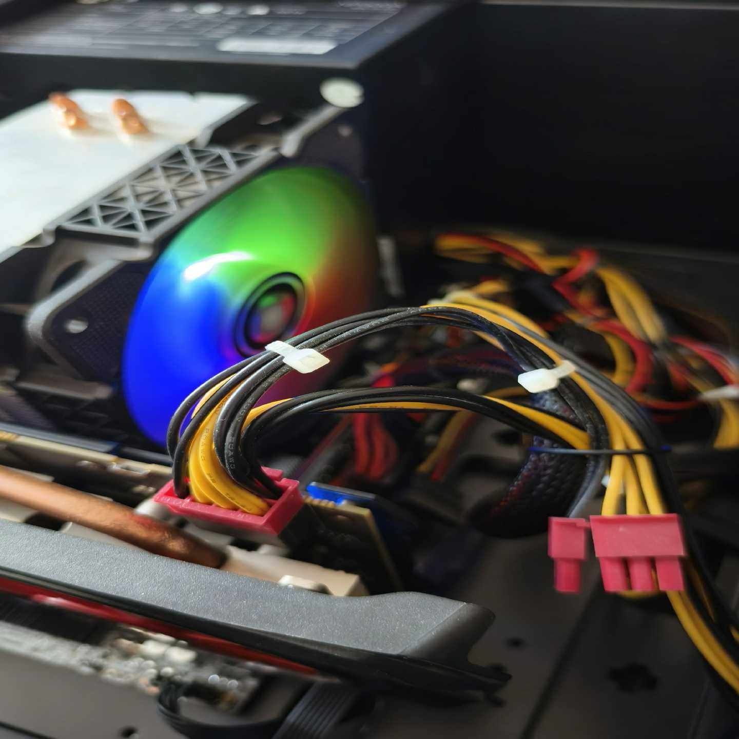 rx5808g显卡2667v33.2主频E52666--议价商品 - 图3