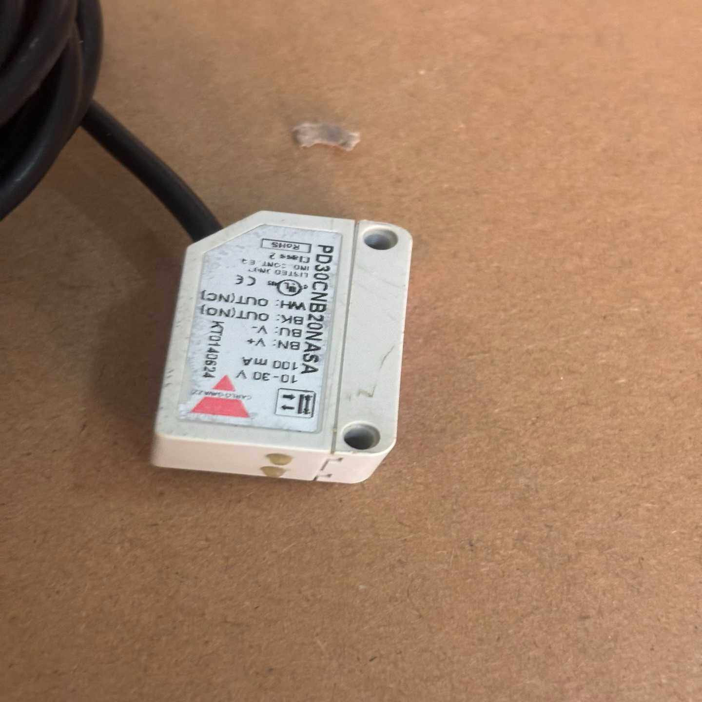 瑞士佳乐PD30CNB20NASA光电开关成色如图，实物--议价商品 - 图2