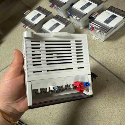 信捷PLC扩展模块，型号XD-E2AD2PT2DA，拆机配件--议价商品 - 图2