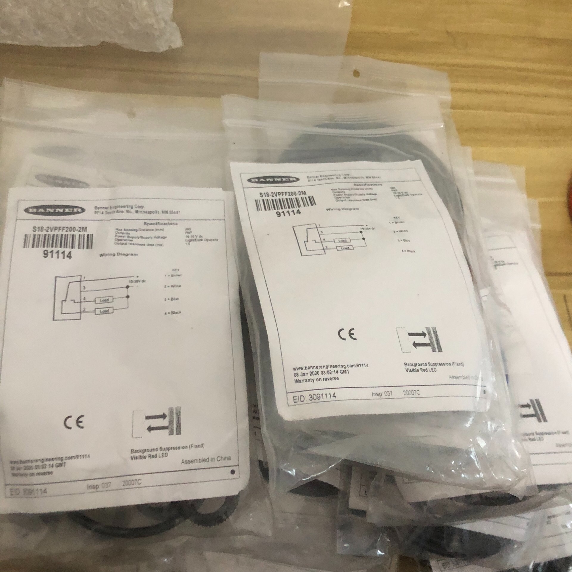 全新美国邦纳S18-2VPFF200-2M订货号91114实 - 图2