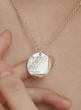 智慧女神雅典娜猫头鹰银币皮绳项链银色项链硬币小众气质吊坠项链