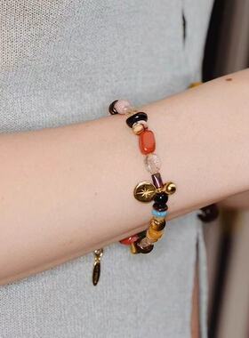 彩虹串珠手链女轻奢高级感手串多巴胺时尚百搭手环个性潮流饰品