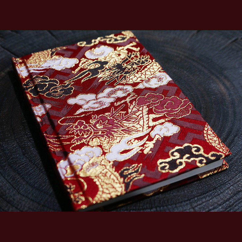 躲在耳里|龙灵|红金丝刺绣喜庆手账本礼物日记硬面本A5中国风龙年,淘宝优惠券,粉丝福利购,淘宝优惠卷