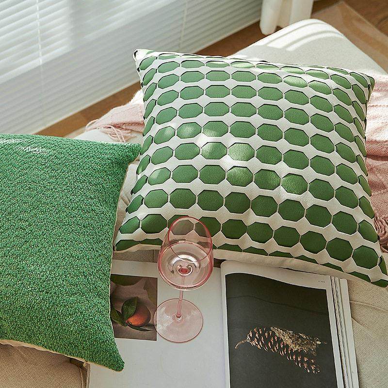 依兮法式轻奢客厅沙发抱枕绿色床头靠垫二合一毛绒毯子靠垫套靠枕,淘宝优惠券,粉丝福利购,淘宝优惠卷