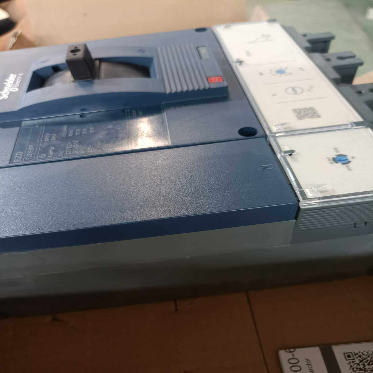 全新施耐德EZD630E4630K塑壳断路器--议价商品 - 图2