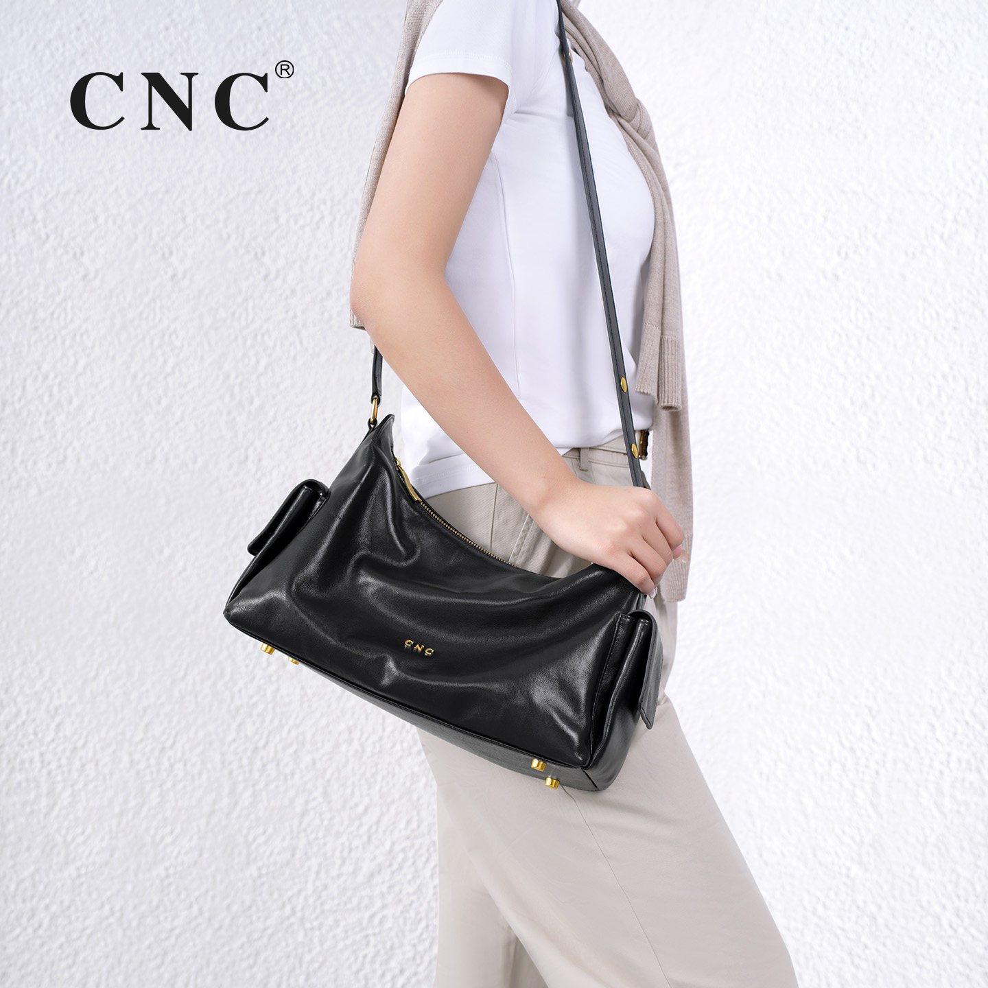 CNC新款女包单肩斜挎真皮腋下包头层牛皮通勤大容量松弛感hobo包,淘宝优惠券,粉丝福利购,淘宝优惠卷