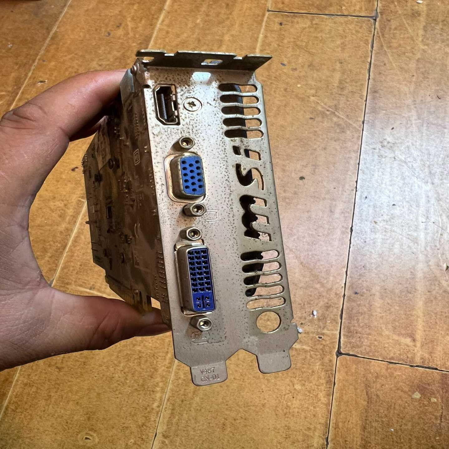 微星GTX550Ti显卡,1G显存,拆机卡,功能正常,无修无--议价商品 - 图0