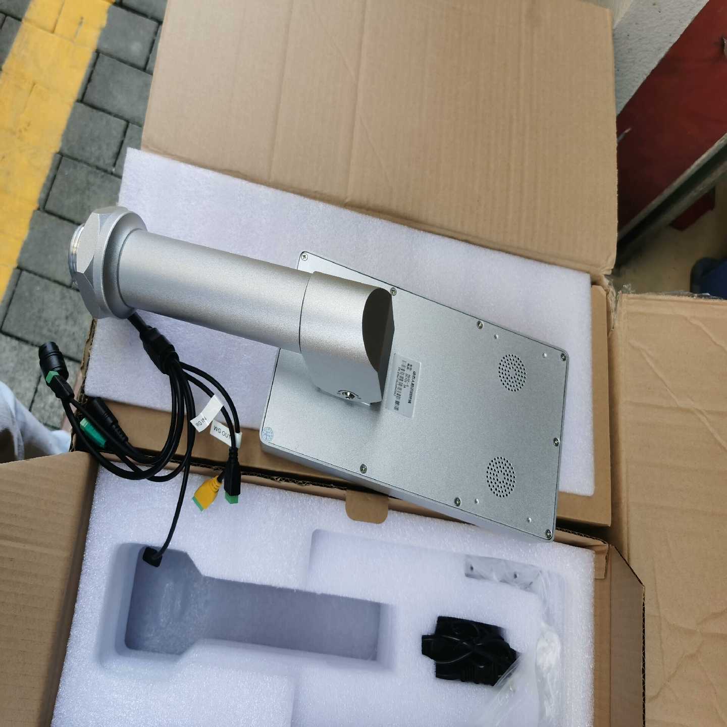 Dynamic face recognition terminal model HG02-G face recognition attendance access control gate, inquiry available