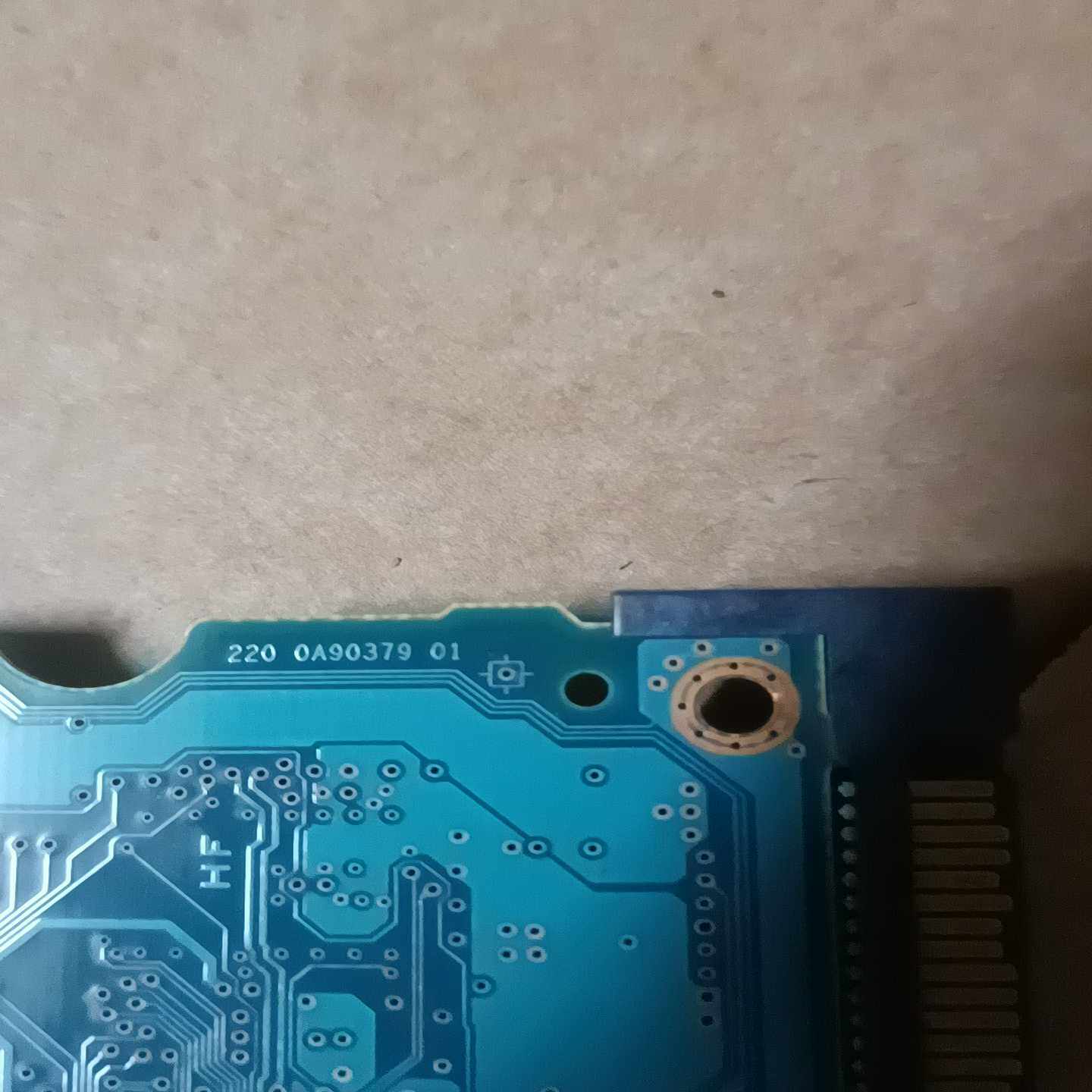 议价日立台式机硬盘电路板，板号220 0A90379 01，蓝色 - 图1