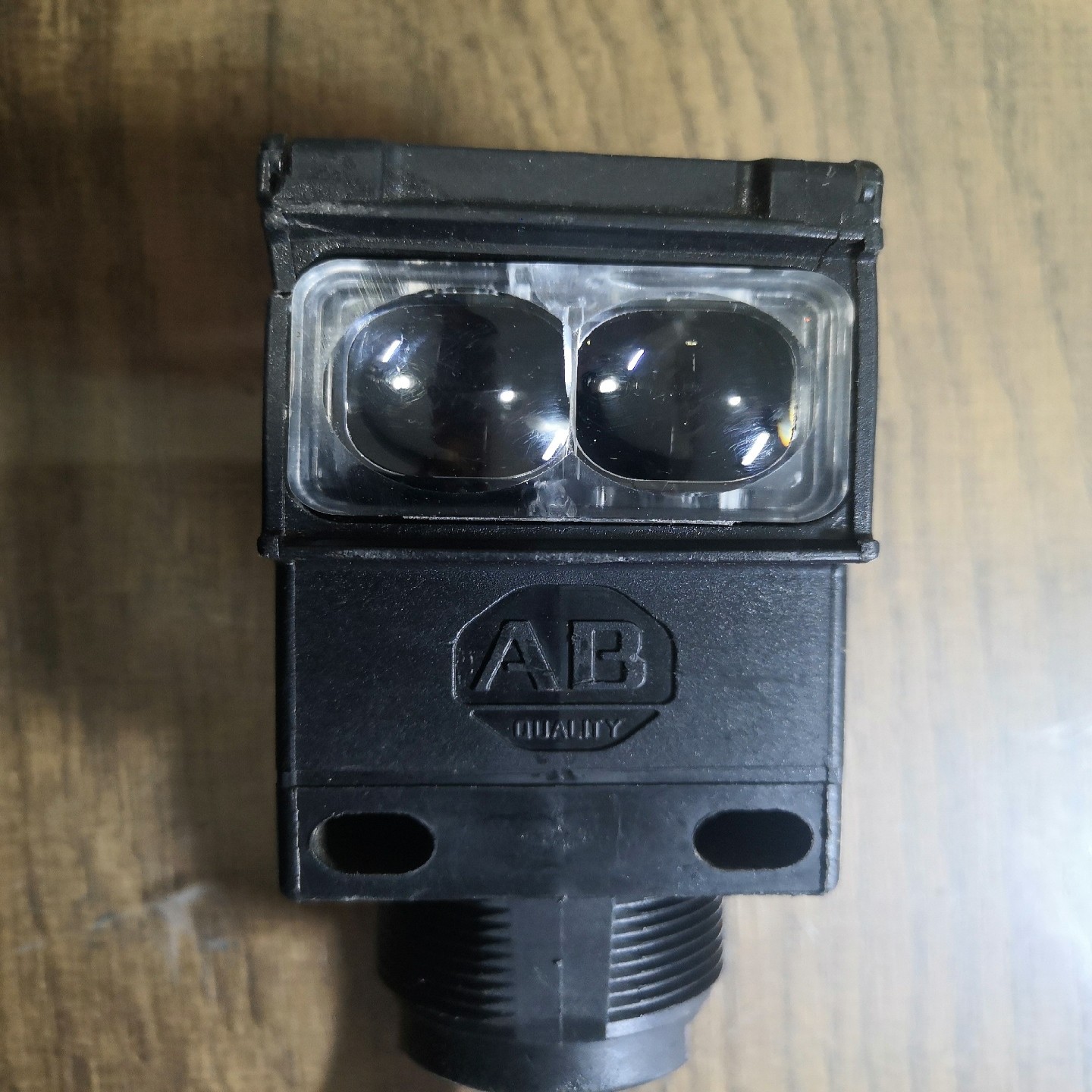 60-2730-1AB激光传感器MMTC,INC感应开询价 - 图0