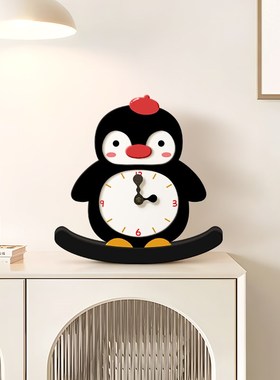 创意卡通企鹅入户玄关桌面摆件客厅电视柜装饰品儿童房钟表摆台式