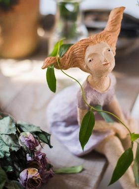花房姑娘树脂人物摆件闺蜜生日礼物桌面装饰创意油画 画质感