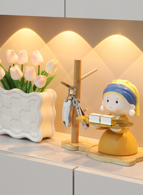 入户玄关钥匙收纳l摆件戴珍珠耳环少女客厅装饰品乔迁新居搬家礼