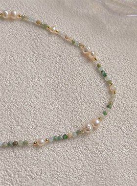小众绿色水晶串珠淡水珍珠项链高级设计感珠串清新彩色颈链2024新