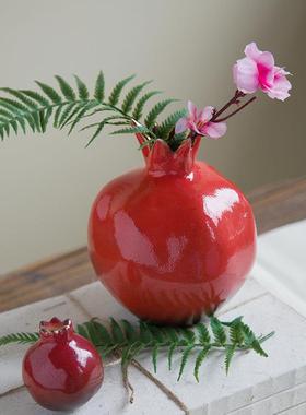 手工陶瓷红色石榴花瓶中国红水果摆件新中式客厅书架高级装饰品