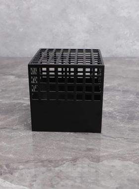 新中国风黑色多孔方形金属镂空装饰样板房销售部门酒柜桌面家居装