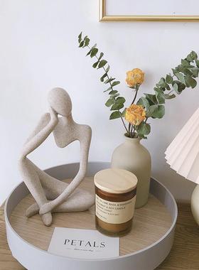 斯堪的纳维亚风格的创意抽象人物思想家雕塑饰品桌面小饰品照片道