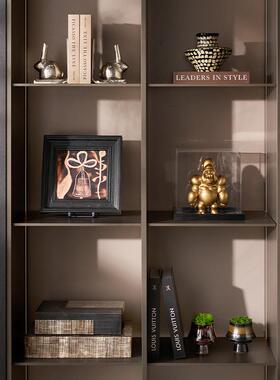 采购产品意大利极简主义餐具柜开放格纹装饰品，高端酒柜旁边的电