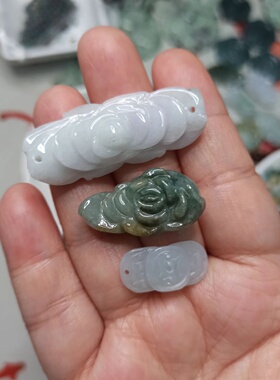 天然翡翠手排雕刻件花花