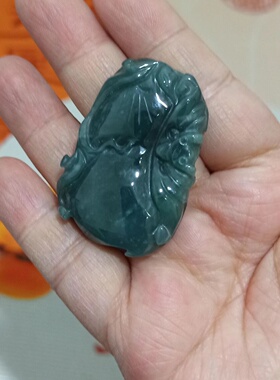 翡翠吊坠雕刻件手把件危料蓝水
