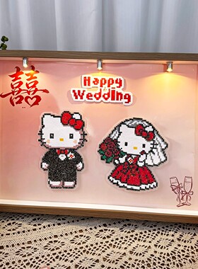 带灯Kitty拼豆相框防尘展示盒
