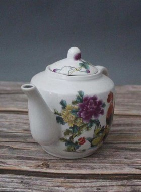 清光绪粉彩鸡公全家福图茶壶景德镇仿古陶瓷家居装饰摆件家用茶具