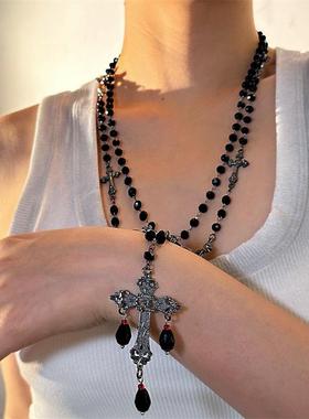 哥特风黑色十字架串珠项链女长款毛衣链小众设计感高级卫衣链配饰