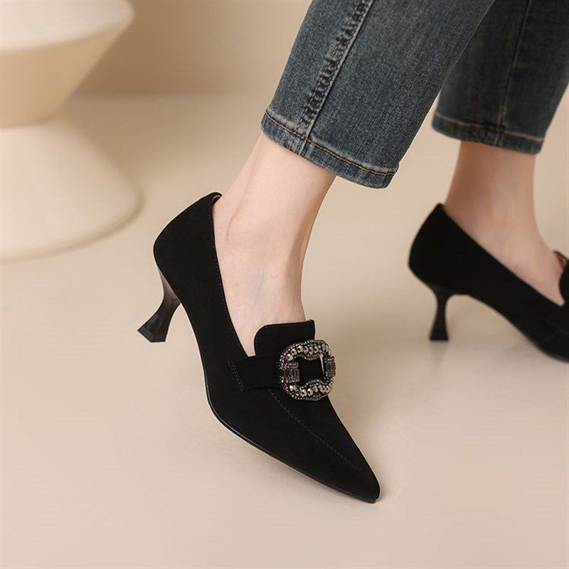 2025气质春秋新款尖头方扣水钻深口高跟单鞋女细跟不累脚女鞋,淘宝优惠券,粉丝福利购,淘宝优惠卷