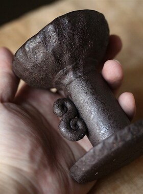 复古手捏粗陶烛台黑陶灯台白釉黑陶复古蜡烛9.口径.