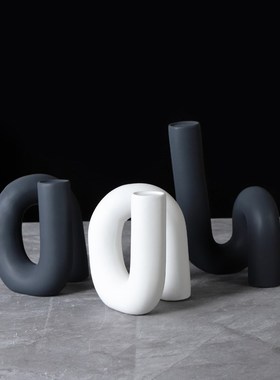 简约现代不规则弯o管陶瓷摆件轻奢售楼处软装花器饰品装饰