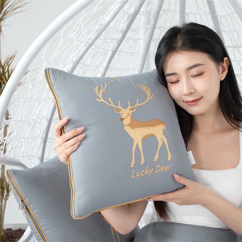 4斤1.8米宽i全棉两用抱枕被子车载靠垫沙发办公室午休空调被毯,淘宝优惠券,粉丝福利购,淘宝优惠卷