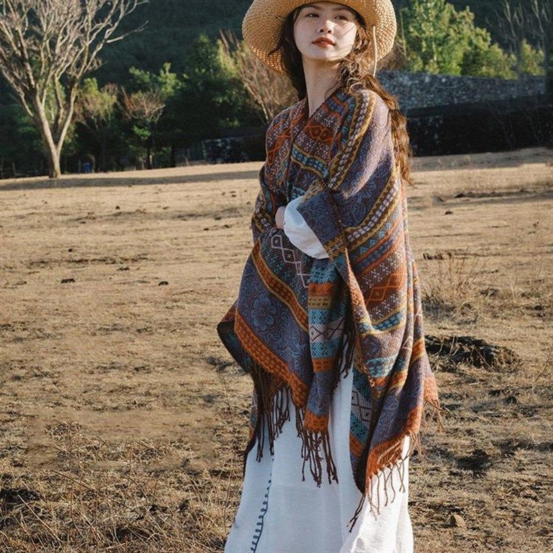 2025新款民族风外搭围巾女户外旅游保暖百搭披肩斗W篷两用加厚围,淘宝优惠券,粉丝福利购,淘宝优惠卷