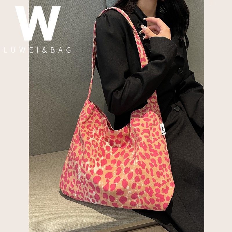 韩系大容量豹纹帆布包女上t班通勤松弛感包2024新款粉色手提单肩,淘宝优惠券,粉丝福利购,淘宝优惠卷
